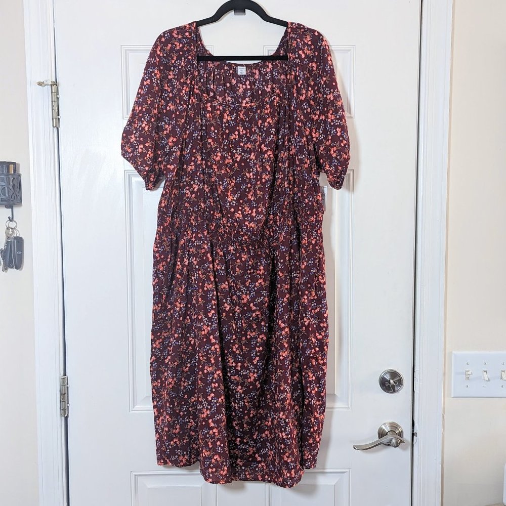 NWT Burgundy Floral Ditsy Midi Dress